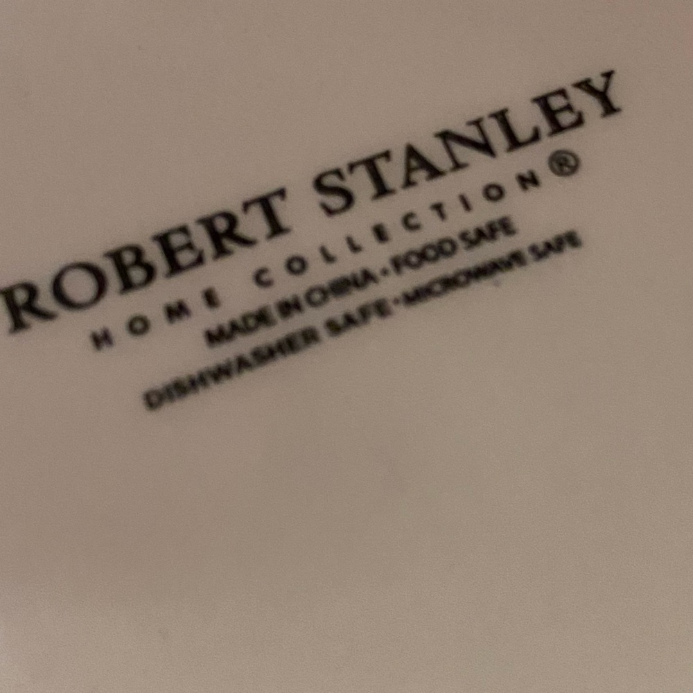 Robert Stanley. Winter/Christmas Scene Ceramic Mug. NWOT. - Picture 7 of 7